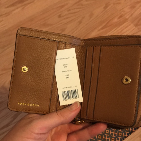 Tory Burch Mini wallet(brown) - Picture 7 of 10